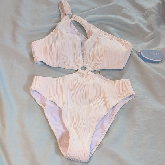 Hilinker Other - Hilinker Women's Elegant Cream One Piece Swimsuit Medium